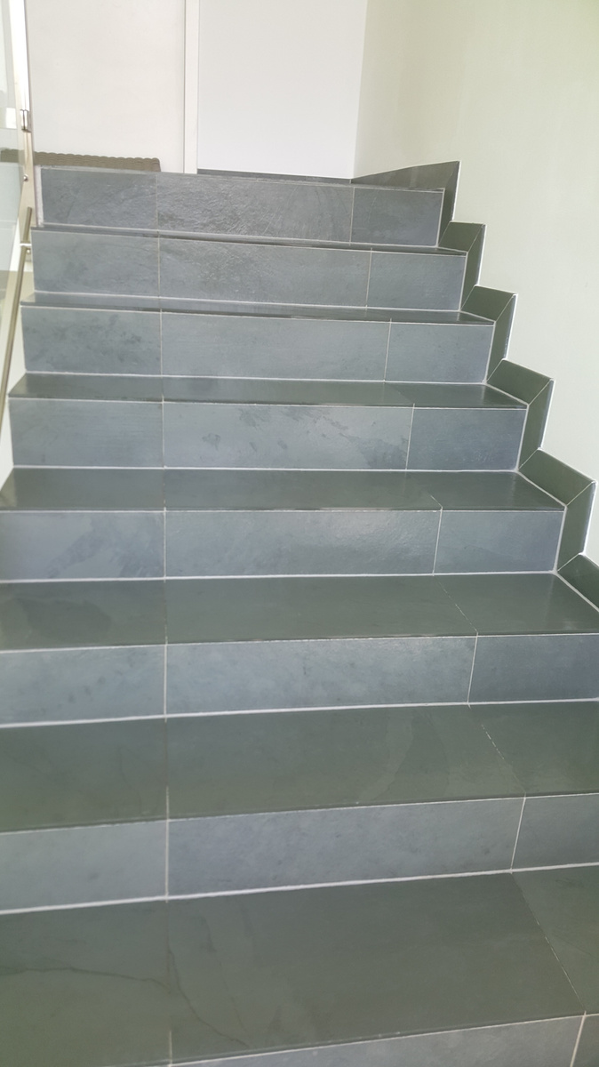 Stiegenhausreinigung durch A&D Hausservice